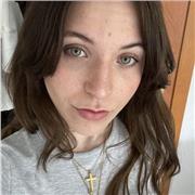 Studentessa universitaria di lettere offre ripetizioni e aiuto compiti in italiano, storia, scienze, inglese, spagnolo, latino